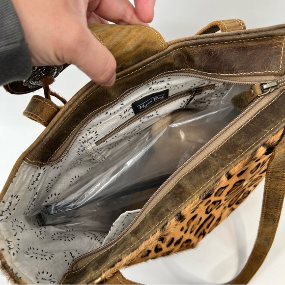 NWT Myra Cowhide Tote/Crossbody Bag - Picture 3 of 6